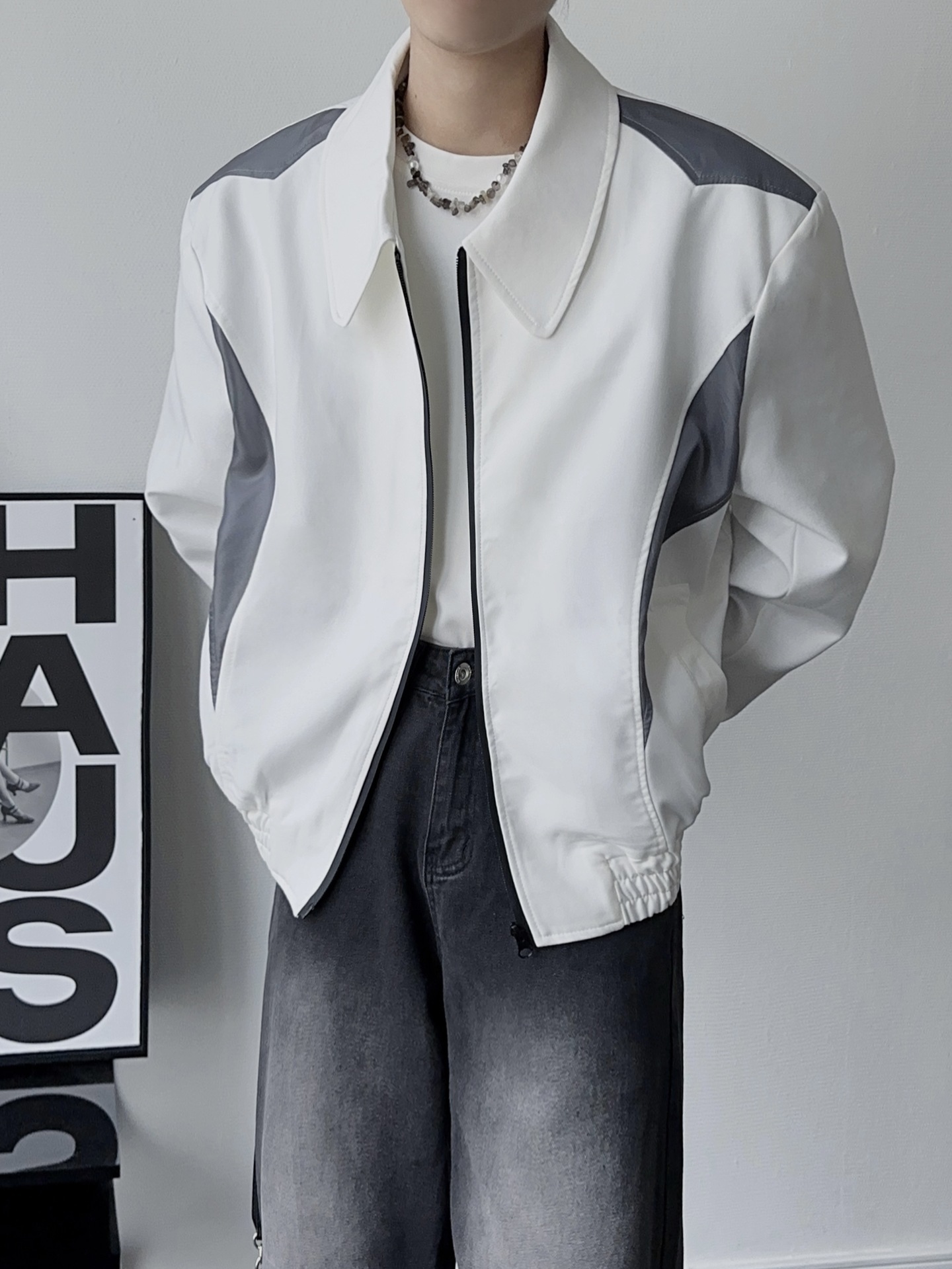 Men's Casual Jacket Lapel Long Sleeved Loose Rugged Style_voghion.com