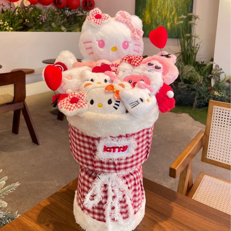 送女朋友情人节生日礼物玉桂狗凯蒂猫公仔卡通成品玩偶花束花店批|undefined