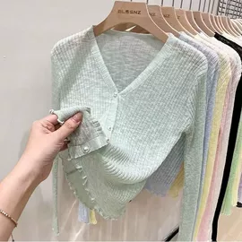 女式针织衫;吊带背心;连衣裙