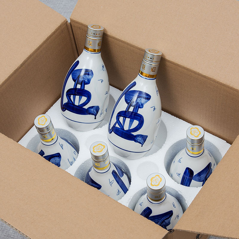 手绘青花瓷陶瓷酒瓶中式1斤白酒瓶500ml仿古土陶散酒壶坛厂家批发