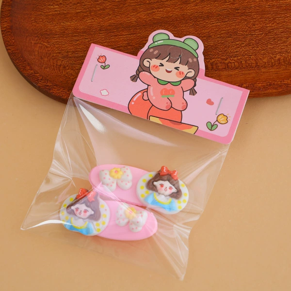 Snow White Oval Clip