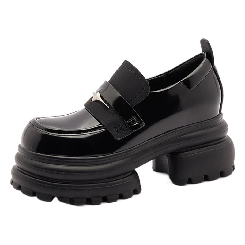 Женские лоферы на низком ходу, весна 2025, новый стиль, британский стиль, форма JK, маленькие кожаные туфли на толстой подошве, увеличивающие рост внутри.