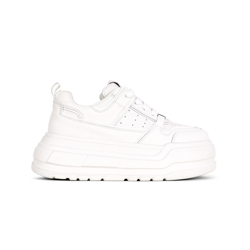 Beber leche de piel de oveja tío 6 cm de altura zapatos blancos de suela de espesor para mujeres 2025 primavera nuevos zapatos casuales de skate