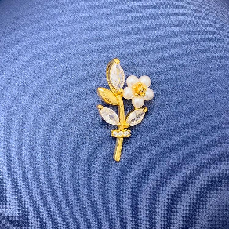 Tiktok Venta caliente colgante al por mayor auto-seleccionado 100 cobre colgante único con fuente de cadena de fábrica al por mayor sin cadena