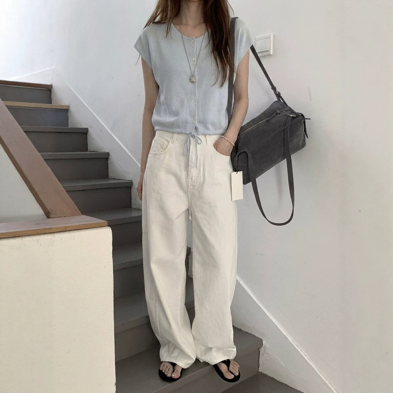 Korean-Style Lazy Style Light Blue Short-Sleeved Knit Shirt for Women with Knotted Hem, Round Neck, Single-Breasted Shirt Korean-Style Lazy Style Light Blue Short-Sleeved Knit Shirt for Women with Knotted Hem, Round Neck, Single-Breasted Shirt