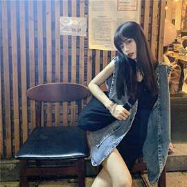 2026牛仔马甲外套女韩版百搭显瘦洋气bf学生工装外搭无袖马夹上衣