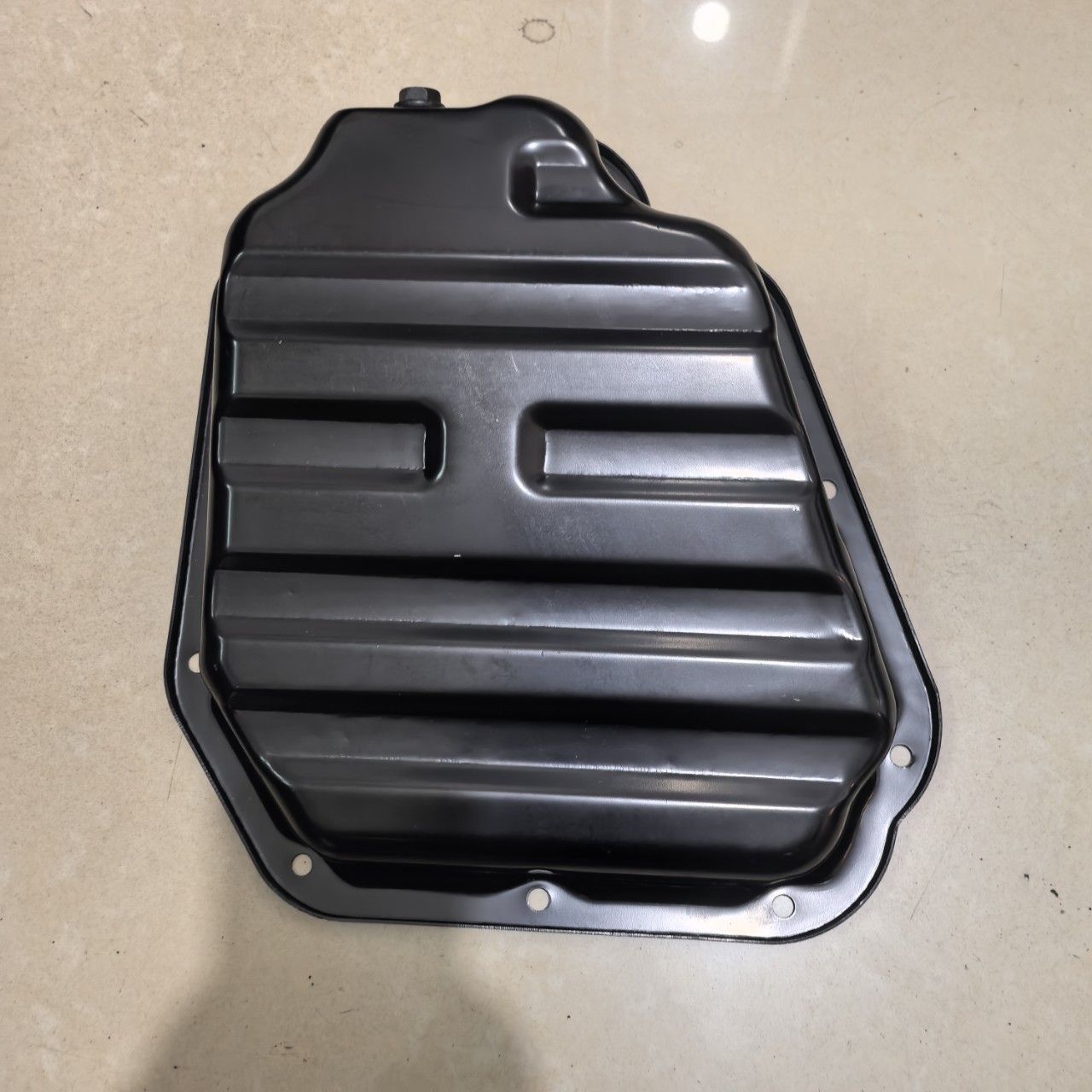 Suitable for Nissan Engine Oil Pan 11110-Jg31A