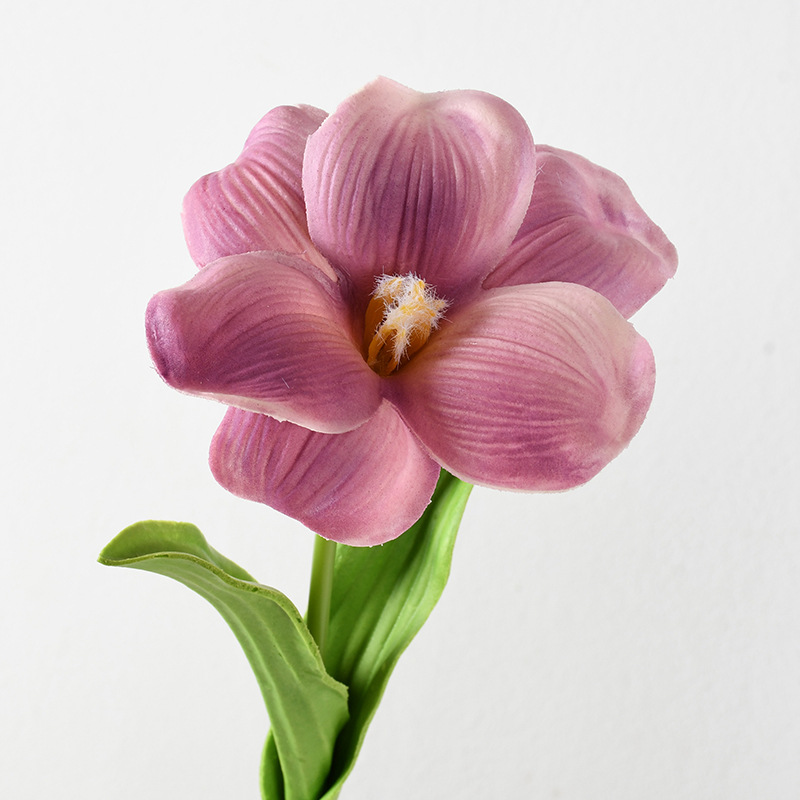 Flores de simulación brown pu tulipán boca abierta sonriente tulipán flaps sensación humectante de boda superior transfronteriza