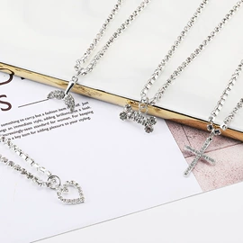 首饰套装;腰链;项链