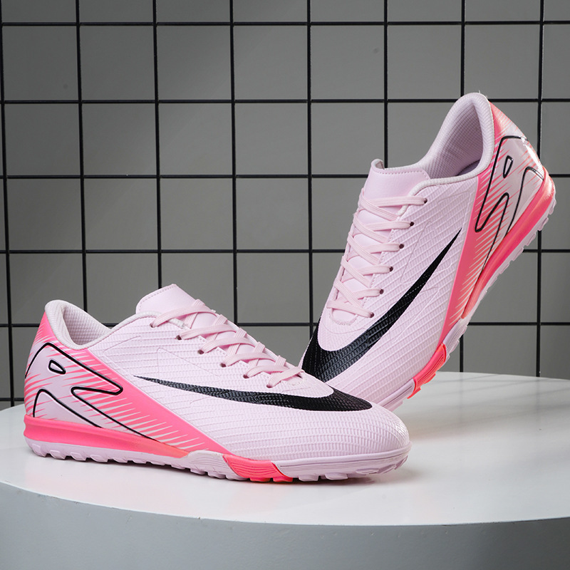 Cross-border thorn 16 low-top football shoes men's and women's football shoes spikes broken nails competition training shoes men's and women's adult sneaker Cross-border thorn 16 low-top football shoes men's and women's football shoes spikes broken nails competition training shoes men's and women's adult sneaker