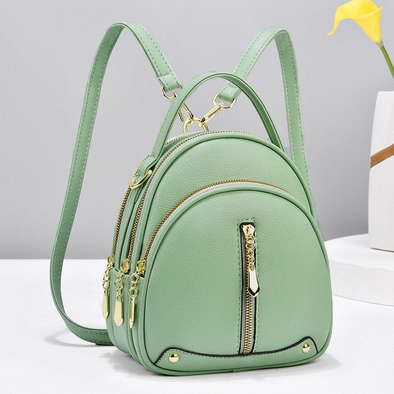 Mochila ligera, mochila deportiva ligera pequeña para mujeres, estudiantes de gran capacidad para mujeres al aire libre, una bolsa multifuncional, sensación de alta calidad.