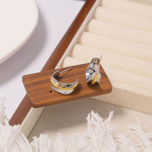 Antique Fashion Earrings French Vintage Romantic Gold and Silver Contrast Color Leaf Earrings Fashionable Personalized Light Luxury Women's Earrings