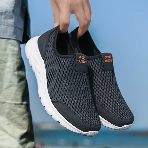 2025 Summer Slip-On Men's Shoes Mesh Breathable Middle-Aged and Elderly Walking Office Shoes Lightweight Lazy Walking Shoes Large Size