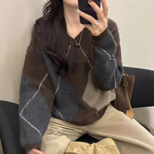 慵懒软糯加厚撞色菱格毛衣女秋冬宽松内搭韩版领长袖针织衫上衣