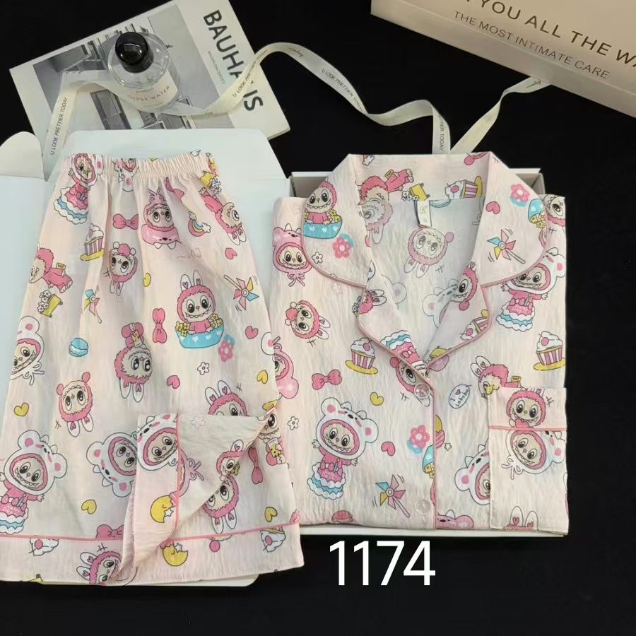 Al por mayor transfronterizo cantidad de preciosos pantalones cortos de mangas cortas de verano pijamas de nube de algodón nuevo cardigan con solapa dibujos animados ropa para el hogar