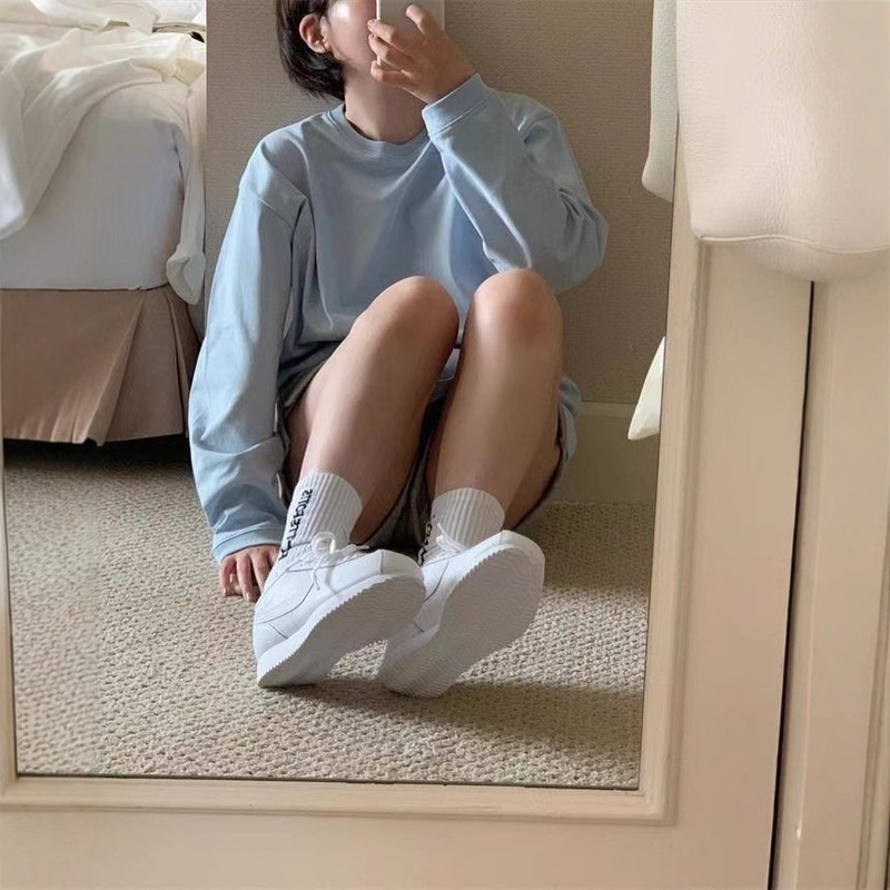 2025 Dongdaemun Relaxed Round Neck Long Sleeve Sweatshirt Women's Soft and Waxy Inner Layering Shirt Easiest for Match Slimming Top 2025 Dongdaemun Relaxed Round Neck Long Sleeve Sweatshirt Women's Soft and Waxy Inner Layering Shirt Easiest for Match Slimming Top