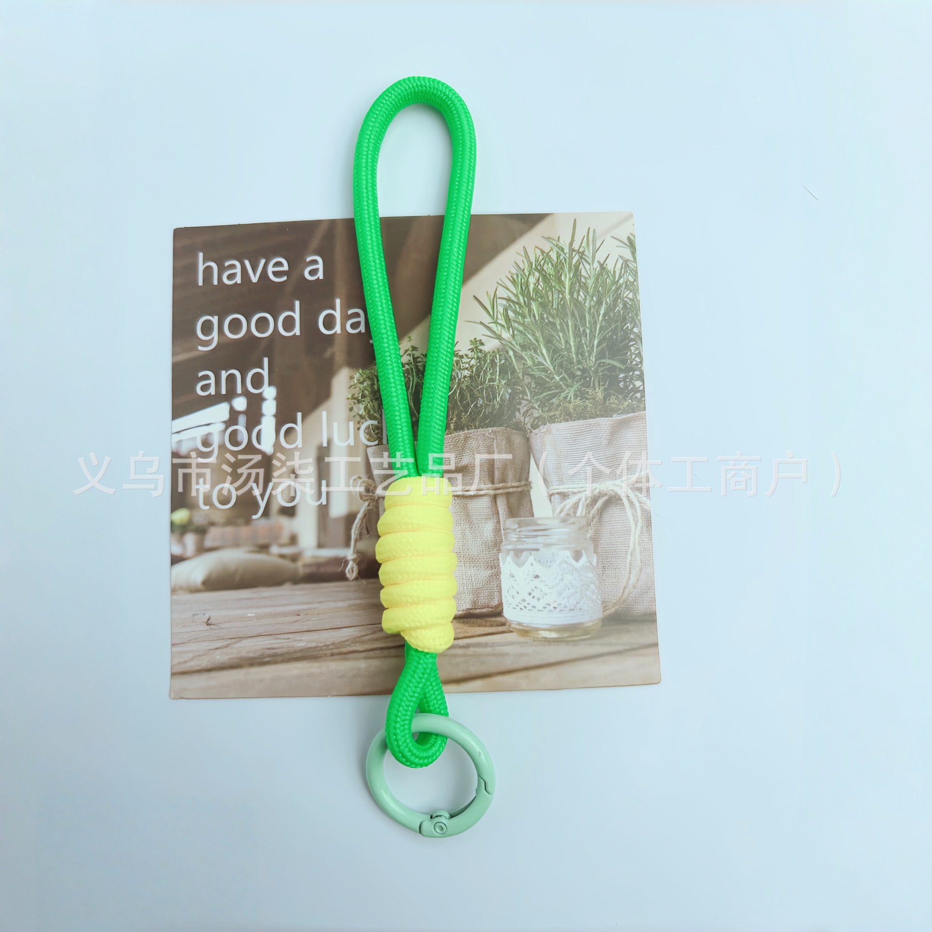 Fabricante directo para la explosión creativa del teléfono móvil cuerdas muñecas tarjeta de taza de agua bolsas de llaves cuerdas trenzadas accesorios