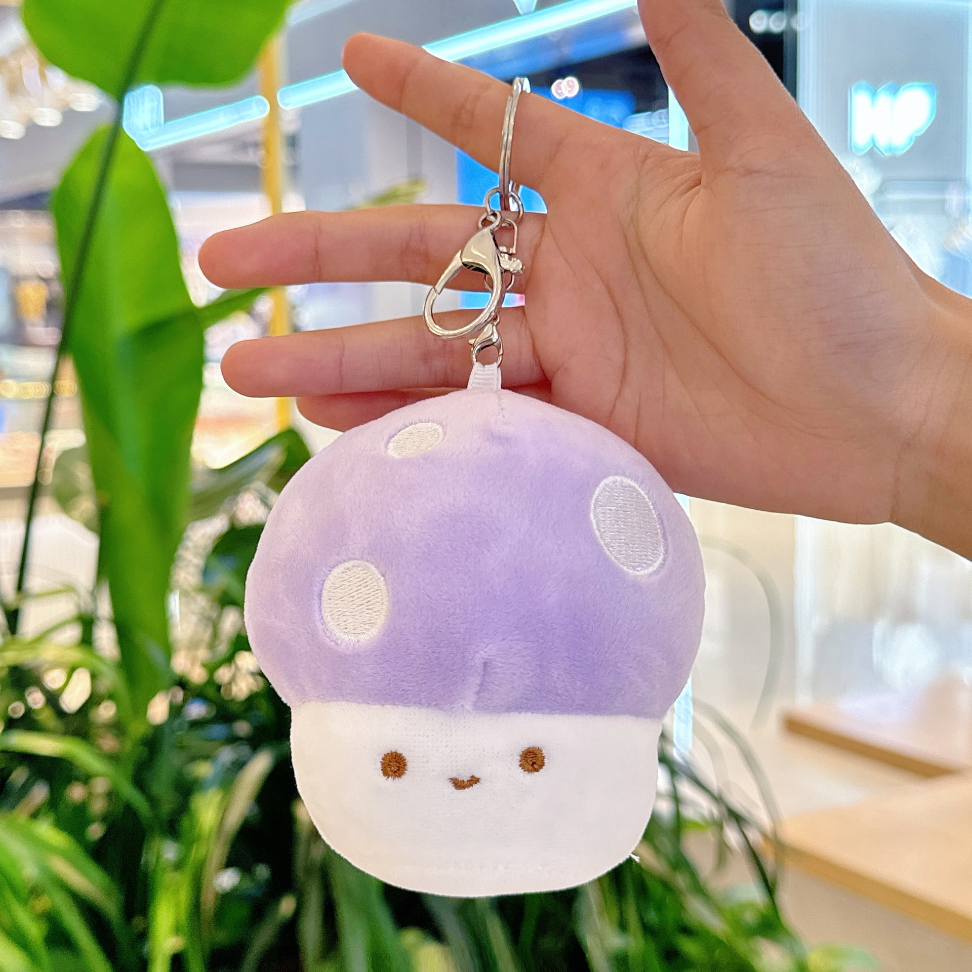 Muñeco de peluche con llavero de seta para celebración de bodas, regalo de bolsa ciega.