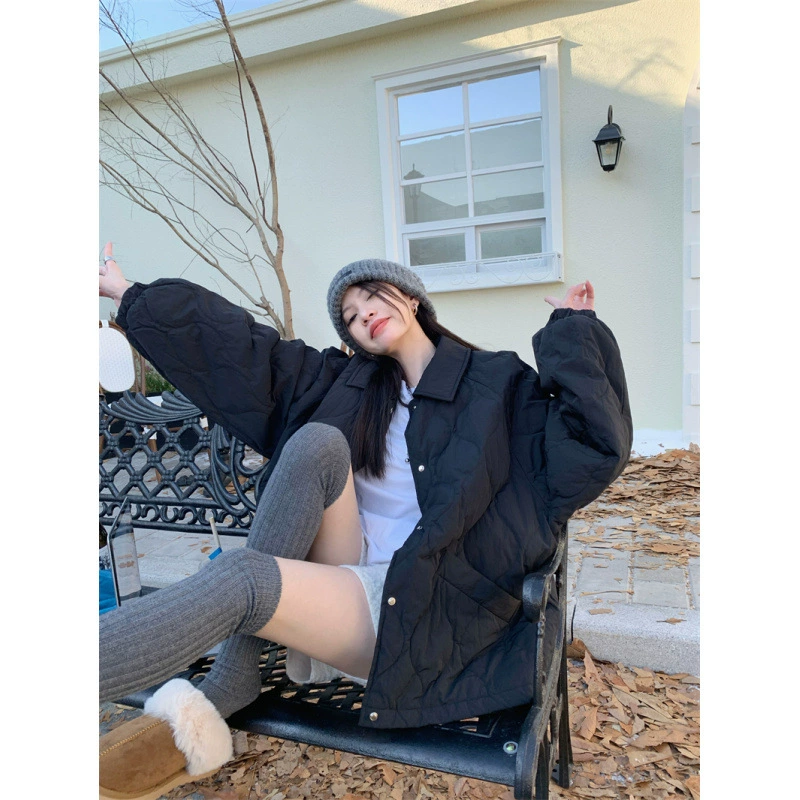 Хлопковая куртка с тисненым воротником и лацканом, сосуществующая по реальной цене