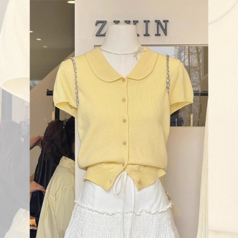 夏用の女性用の小さな黄色のショートニットアイスシルクベビードールカラー半袖Tシャツ、美しい美しい右肩トップ|undefined
