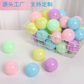 扭蛋;衣钩/挂钩;圣诞球