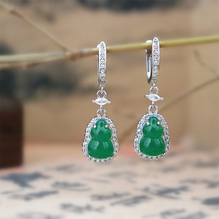 ����ʽ�͹žGɫ���J�ʯ���h�߼��к��s����С�����|�r��ͨ�ڶ��