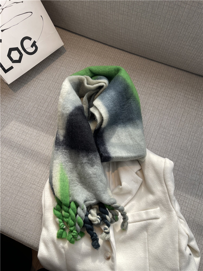 Korean Ins2023 new winter geometric color gradient mohair fringe scarf for women's shawl with two necklaces_voghion.com