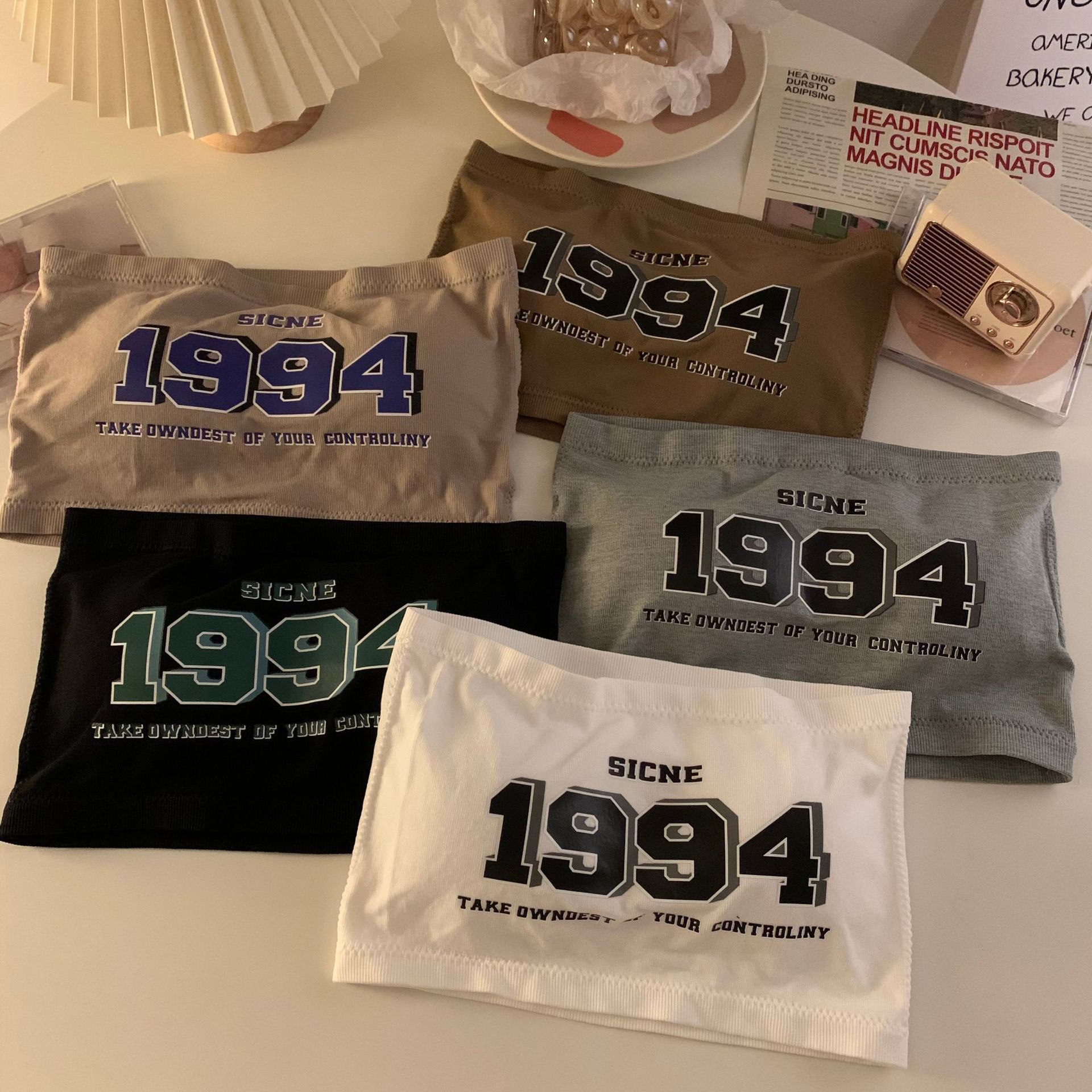 섹시한 짧은 인쇄 편지 스트랩리스 소녀 끈이없는 소녀 패션 편안한 고정 컵 원활한 포트 스타일 외부 착용