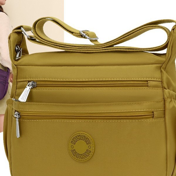 潮流简约通勤包旅行包超轻防水单肩斜挎包户外休闲包妈妈包收款包