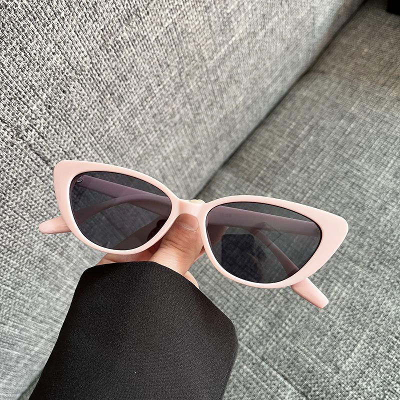 Ins Style Streetwear Solid Color Ac Cat Eye Full Frame Women's Sunglasses display picture 6