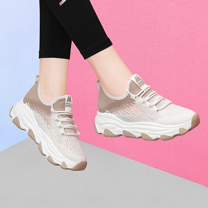 Women's Shoes 2026 Summer New Style Mesh Shoes Fashionable Casual Shoes Comfortable Breathable Sports Shoes Lightweight Soft-Soled Running Shoes for Women