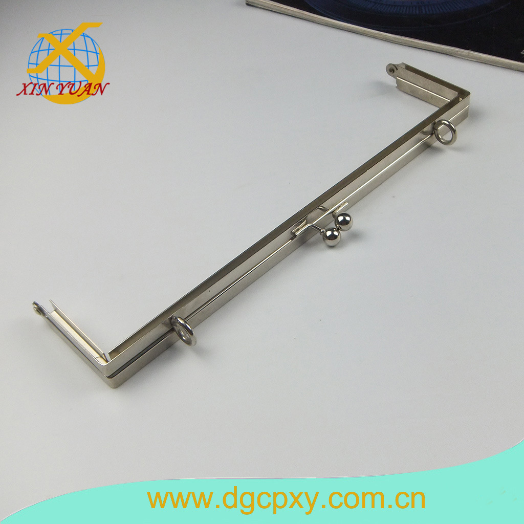 厂家销售箱包五金夹 ，手袋五金口架配件 ，叻色金属夹