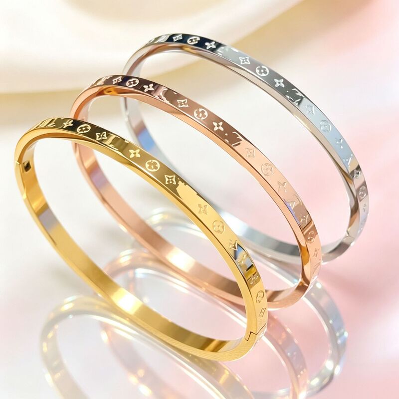 Cross-border, high-end letter-style titanium steel bracelet with a unique design, suitable for women, lightweight, versatile, and available for wholesale Cross-border, high-end letter-style titanium steel bracelet with a unique design, suitable for women, lightweight, versatile, and available for wholesale