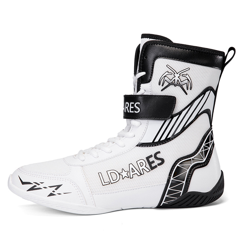 Ventas directas transfronterizas de hombres nuevos entrenamiento de lucha integrada interior resistente al desgaste cómodo antiderrapante zapatos de boxeo transfronterizos