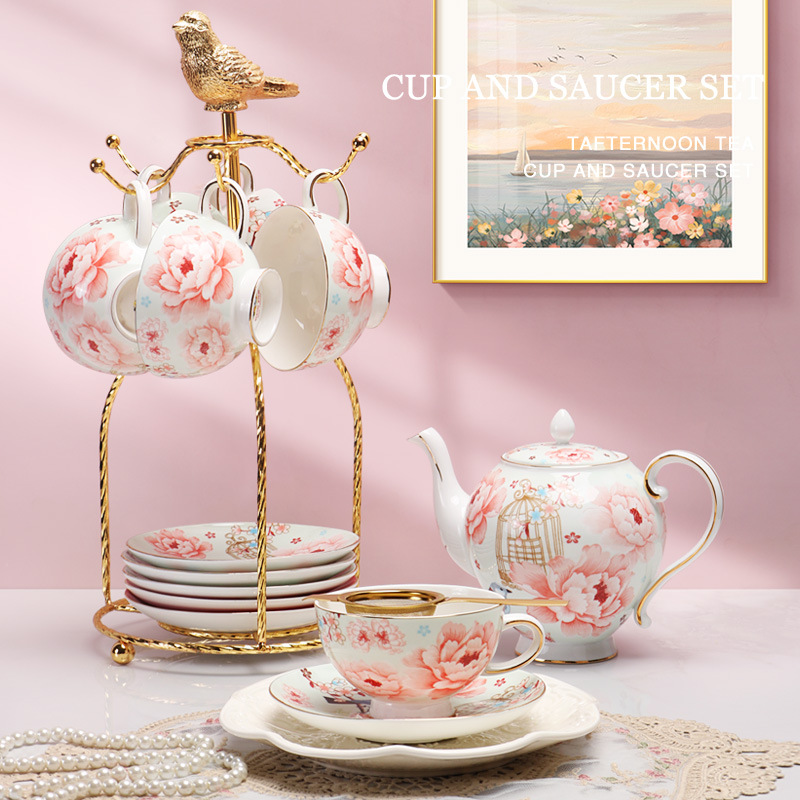 Nuevo juego de tazas y platillos de café de flores de té de flores retro, fresco y moderno, juego de té de la tarde británico, caja de regalo, taza de agua