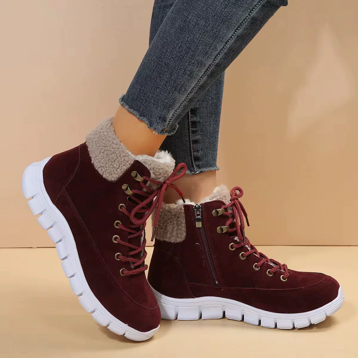 Зимние хлопковые сапоги 2023 Новые зимние короткие сапоги Женские ботинки на шнуровке с круглым носком Повседневные женские зимние сапоги с фланцем в британском стиле