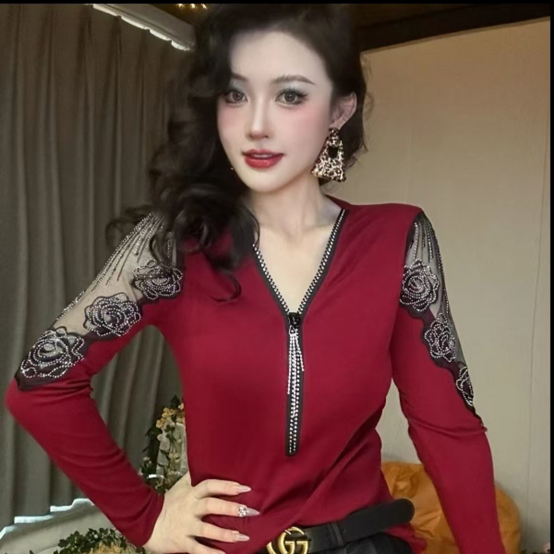 欧货春秋季新款玫瑰性感镂空V领拉链款爆款洋气时尚长袖打底衫女