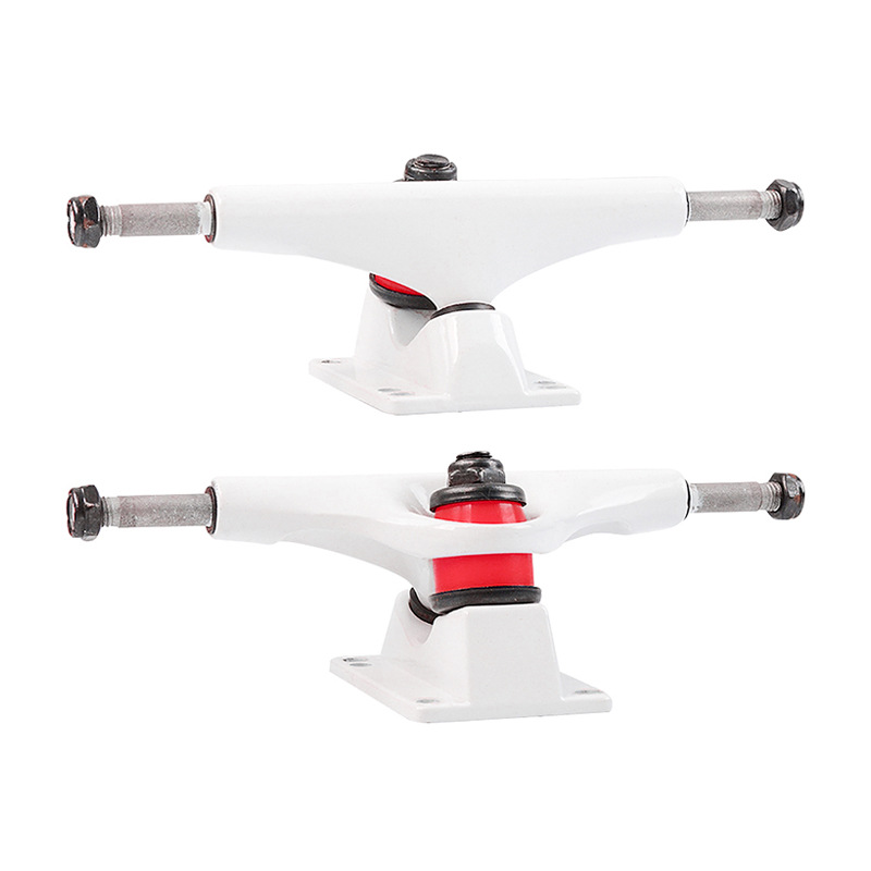 Double warped short board bracket 5IN inside and outside four-hole children and teenagers beginner four-wheel scooter accessories alloy Bridge