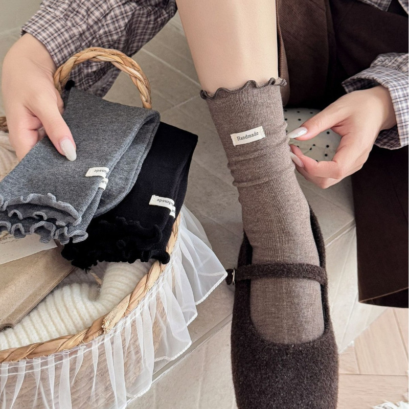Autumn and winter solid-color fabric socks with ruffled edges, versatile mid-calf socks in a preppy style, Zhujie autumn and winter pure cotton socks Autumn and winter solid-color fabric socks with ruffled edges, versatile mid-calf socks in a preppy style, Zhujie autumn and winter pure cotton socks