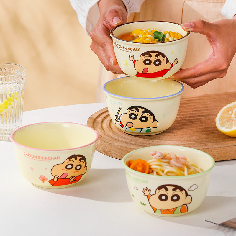 高颜值卡通蜡笔小新IP陶瓷餐具4.6英寸米饭碗380ml学生宿舍专用碗