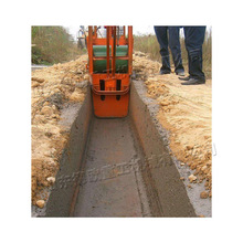 U型混凝土渠道衬砌机 水利沟渠现浇式水渠设备 自走式U型槽成型机