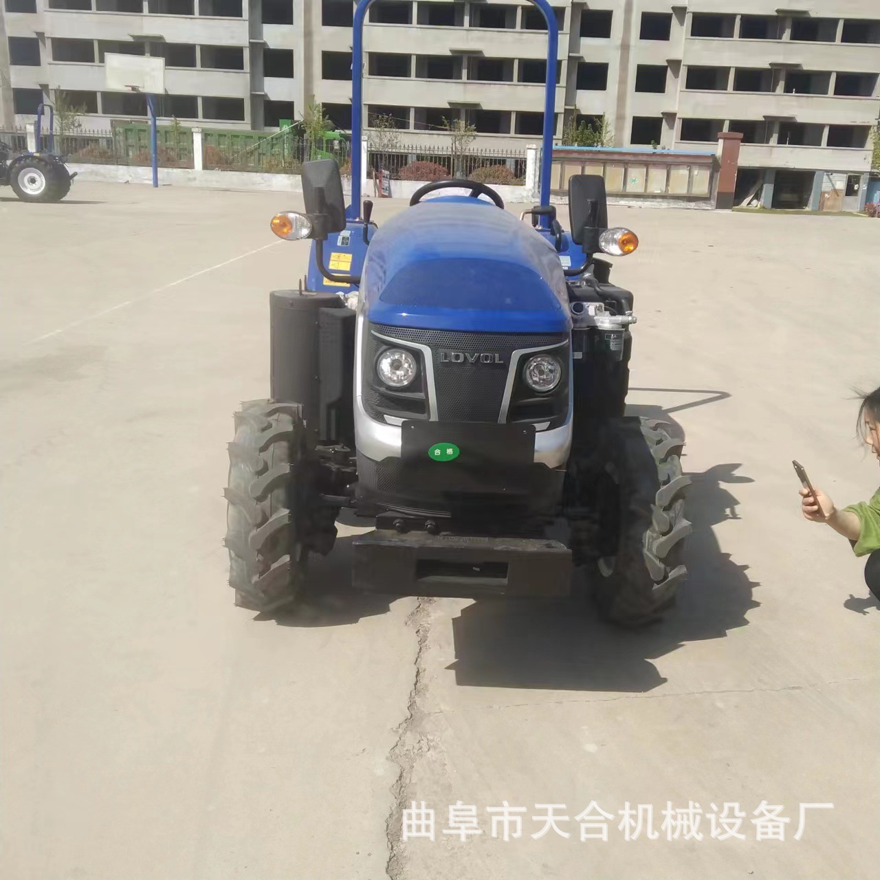 全新雷沃704国四翻土旋耕四驱山地耕整四驱拖拉机配套潍柴动力