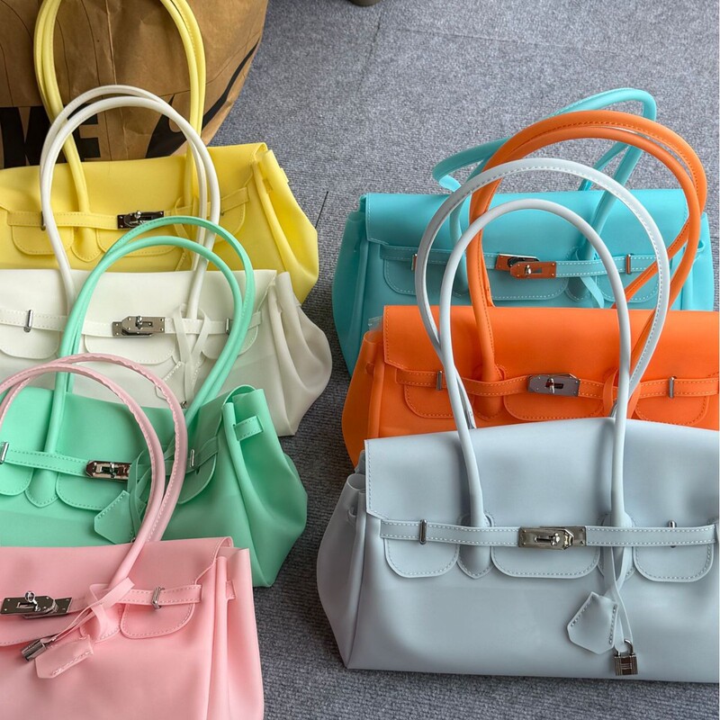 Horizontal Jelly Firkin Jelly Baguette Bag Summer Kiiikiii Same Style Jelly Bag Tote Bag Shoulder Bag Horizontal Jelly Firkin Jelly Baguette Bag Summer Kiiikiii Same Style Jelly Bag Tote Bag Shoulder Bag