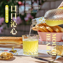 ׾õ÷{ݮ¶֦һŮͶ΢Ŵ׾