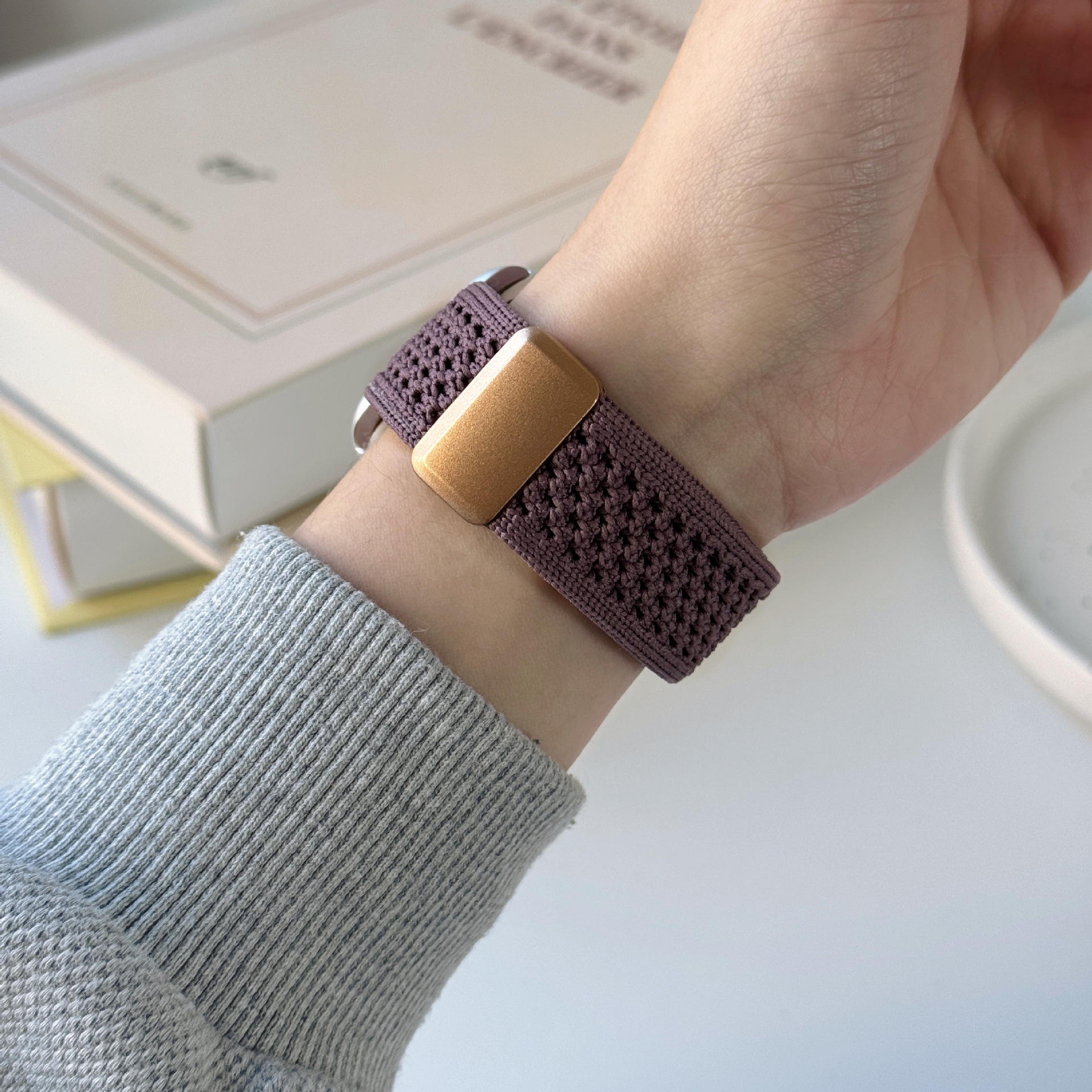 35g Weight Apple Smart Watch Magnetic Strap Classification Nylon Material Solid Color Pattern Fashion style Style Fashion Style Solid Color Apple Smart Watch Magnetic Strap 28
