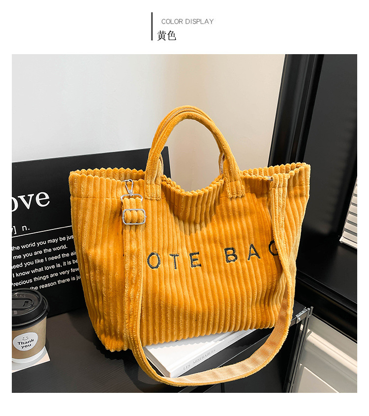 Bolso de hombro de gran capacidad para mujeres nuevas moda transfronteriza de moda de estilo universal bolso de viaje de lana nicho letras bolso de mano