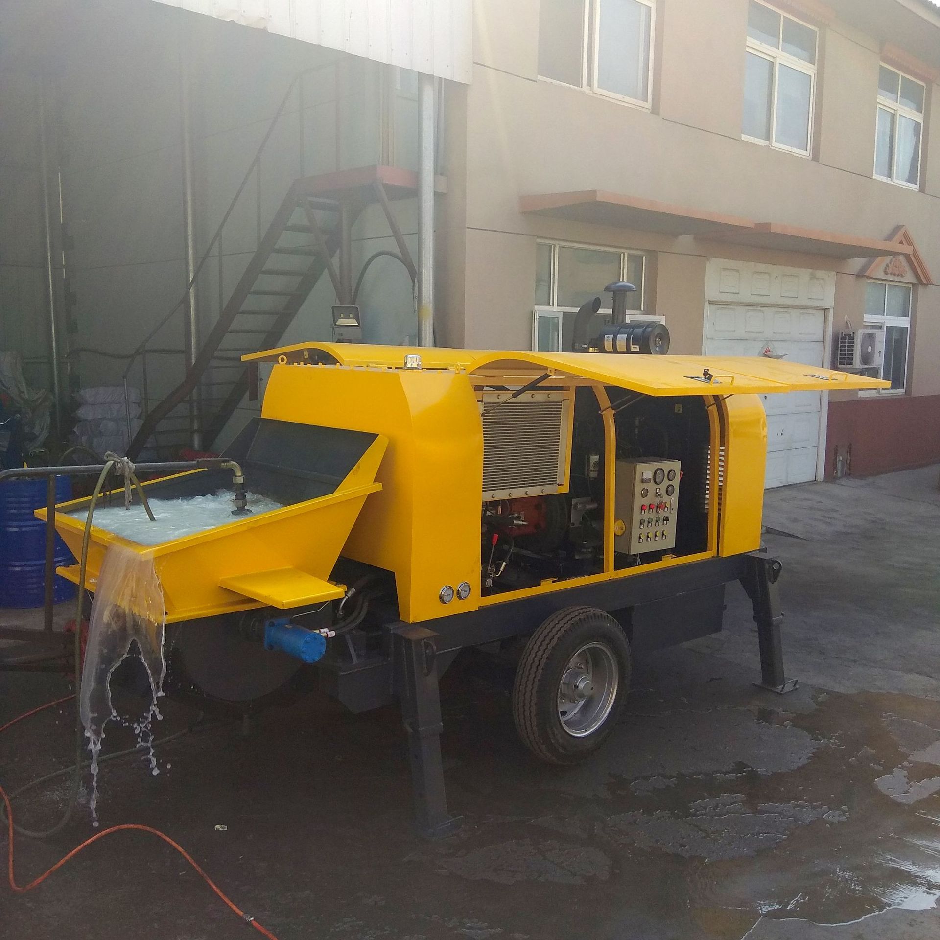 40柴油泵 电喷发动机82千瓦潍柴道依茨 HBTS40R柴油动力混凝土泵