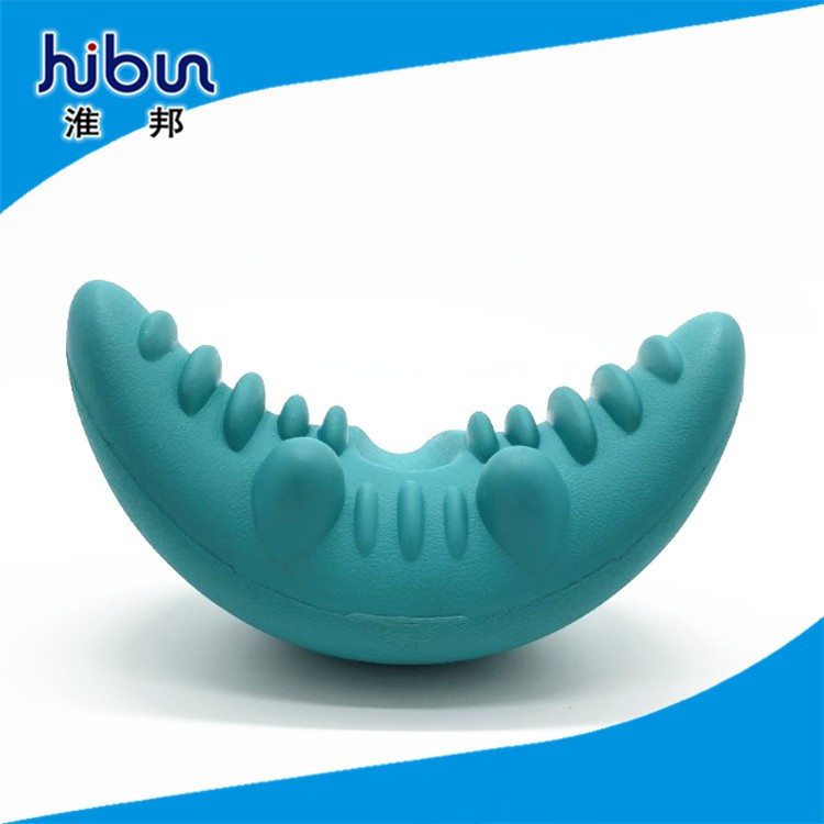 PU发泡颈椎牵引枕 聚氨酯自结皮按摩枕牵引枕高回弹海绵颈椎枕