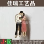 定做人物镀金定制校徽