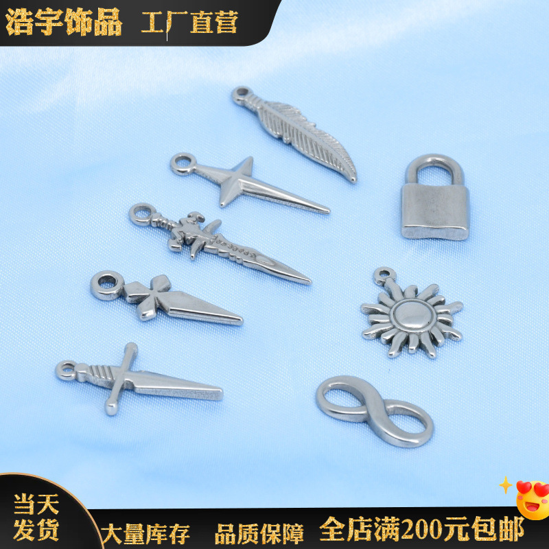 New Product Recommendation Hot Selling Stainless Steel Hydraulic Cross Feather Lock Small Pendant Necklace Pendant Source Factory